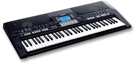 YAMAHA PSR-S670
