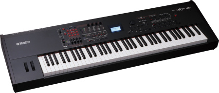 YAMAHA S70 XS