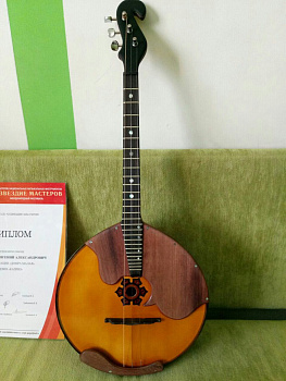 Мастер Прохорчук Е.А. Домра малая высшей категории Мастер Прохорчук Е.А. Домра малая высшей категории